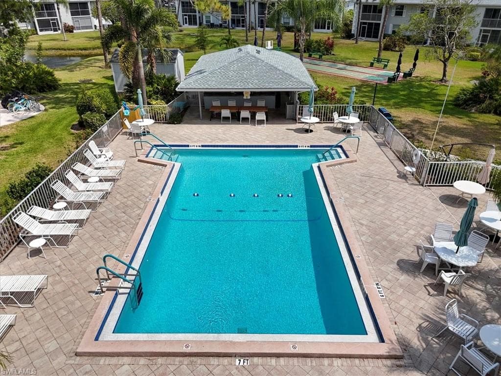 7086 Nantucket CIR # 6, NORTH FORT MYERS FL 33917-8