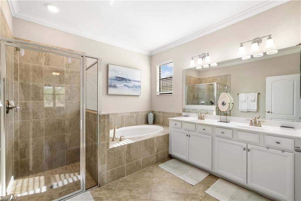 4698 Abaca CIR, NAPLES FL 34119-16