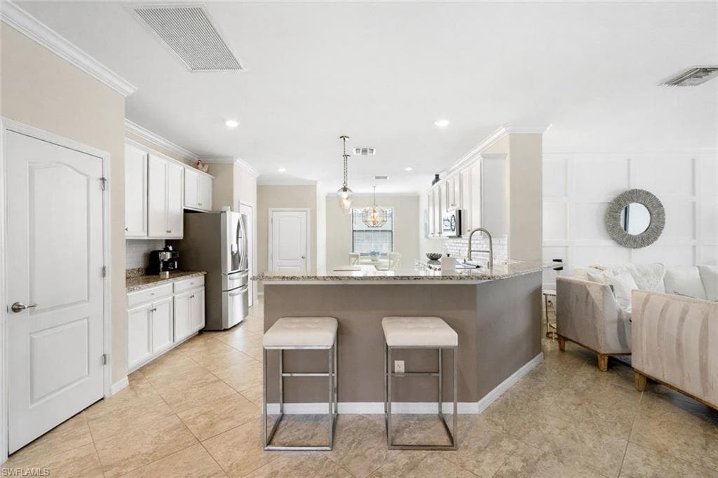 4698 Abaca CIR, NAPLES FL 34119-10