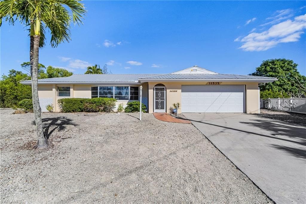 11535 Flint LN, BOKEELIA FL 33922-6