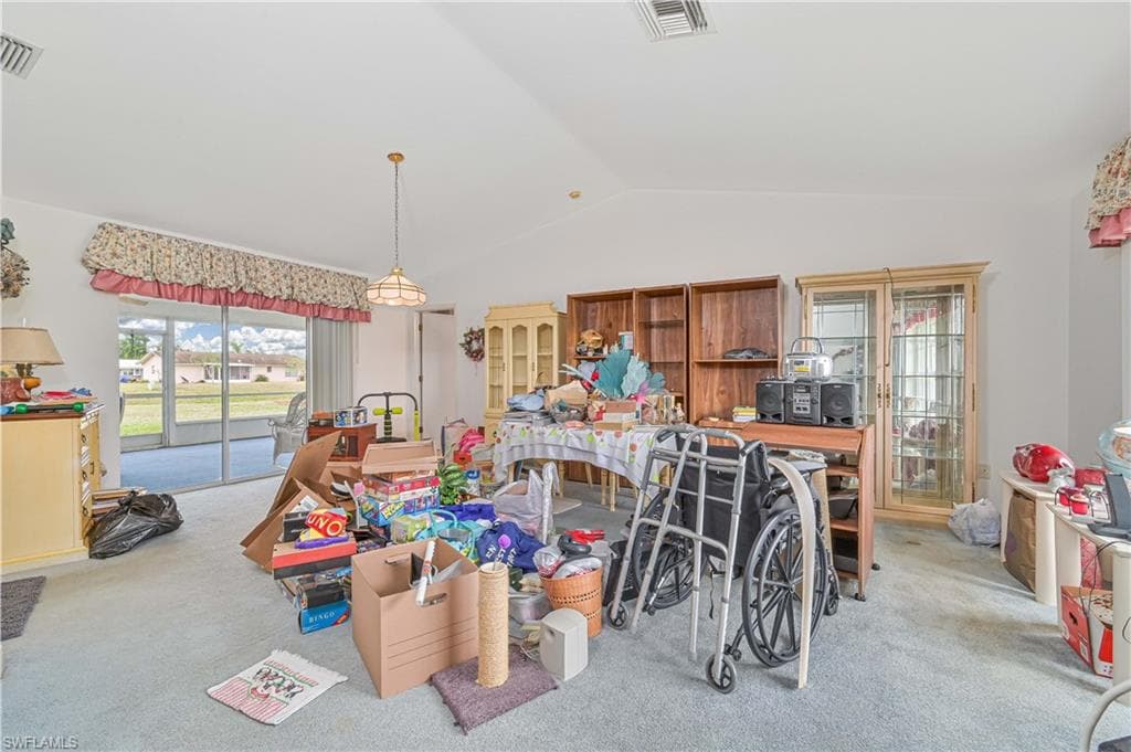 208 Danby RD, LEHIGH ACRES FL 33936-12