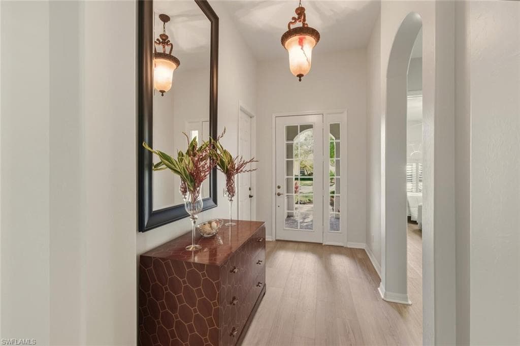 10800 Fieldfair DR, NAPLES FL 34119-25