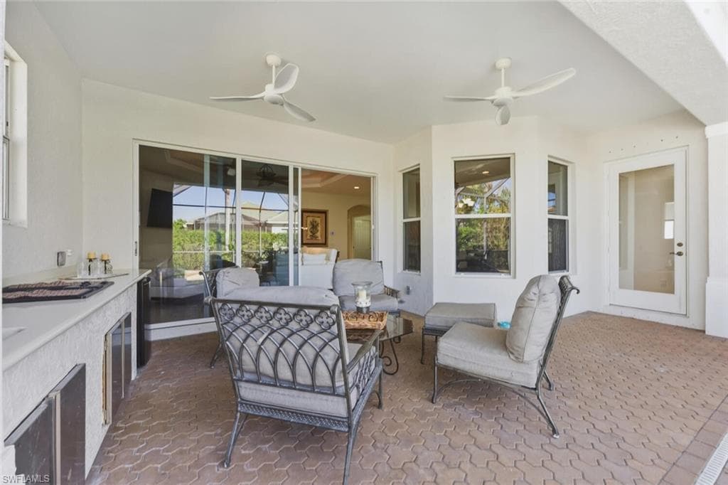 10800 Fieldfair DR, NAPLES FL 34119-40