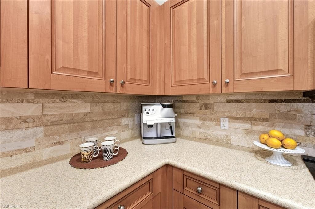 10800 Fieldfair DR, NAPLES FL 34119-10