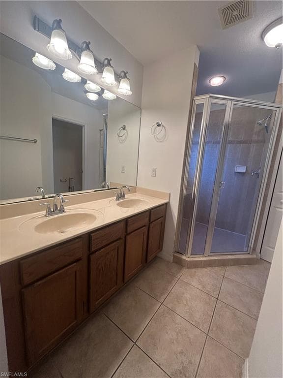 3370 Dandolo CIR, CAPE CORAL FL 33909-27