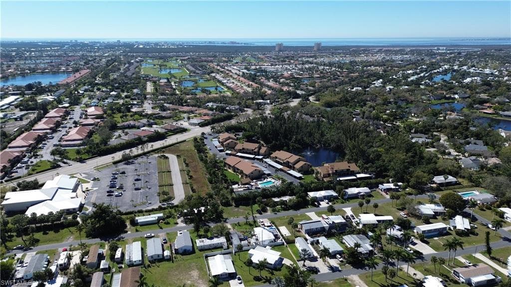 12135 Hibiscus DR, FORT MYERS FL 33908-12