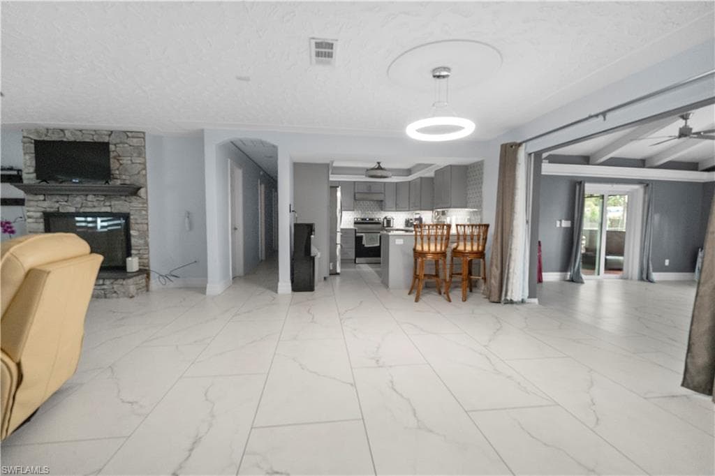 3586 Croton RD, NAPLES FL 34104-4