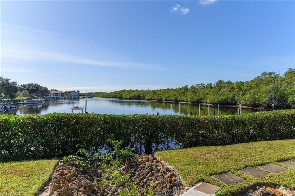 290 Newport DR 107-28
