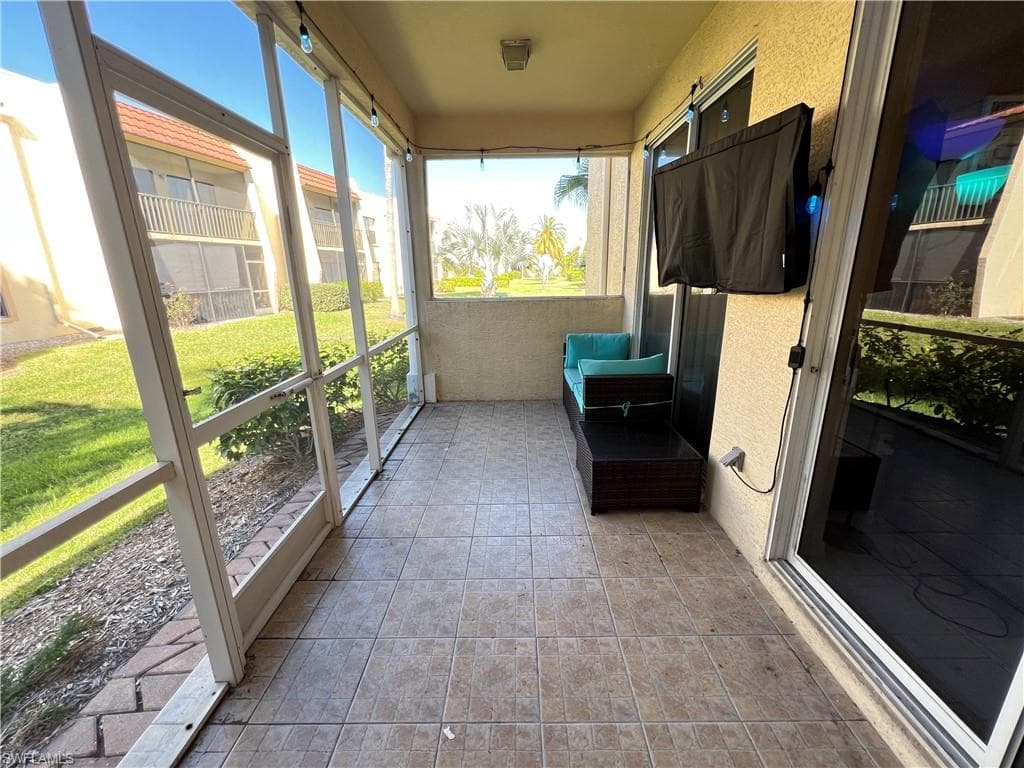 12515 McGregor BLVD # 104, FORT MYERS FL 33919-9