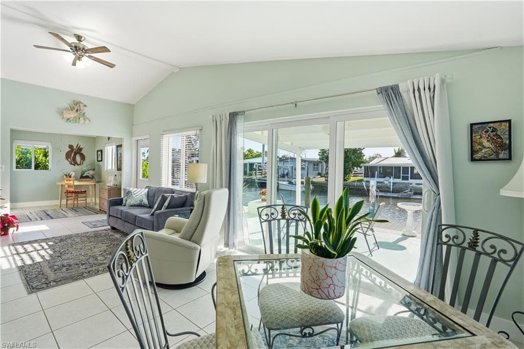 2607 Bayshore DR, MATLACHA FL 33993-3