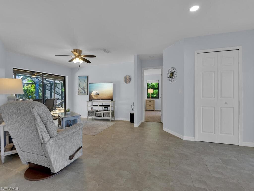 800 El Dorado PKWY W, CAPE CORAL FL 33914-9