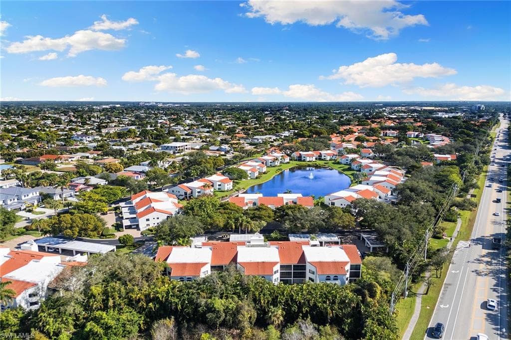 592 Beachwalk CIR # N102, NAPLES FL 34108-25