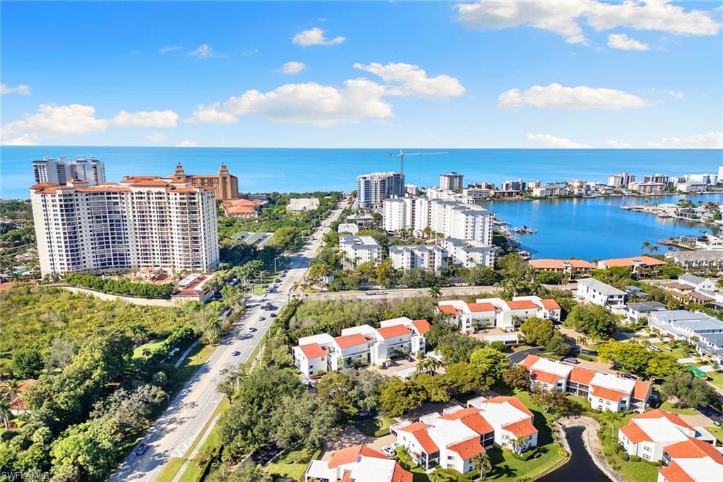 592 Beachwalk CIR # N102, NAPLES FL 34108-23