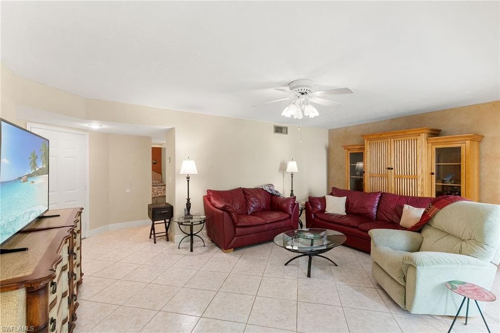 592 Beachwalk CIR # N102, NAPLES FL 34108-7