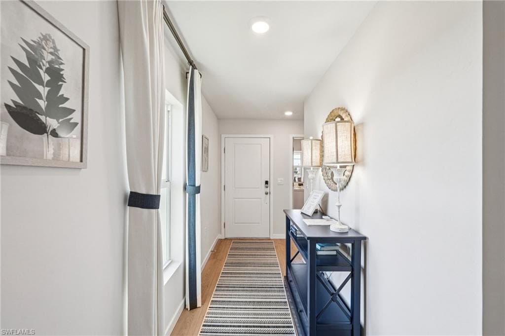 1221 BROOKLANDS DR, FORT MYERS FL 33905-3