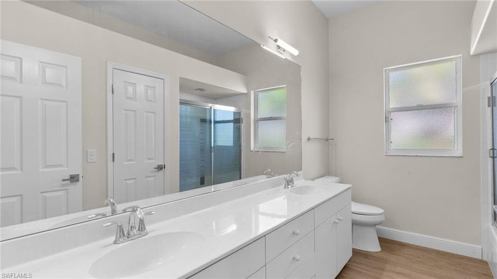 9797 Alhambra LN-15