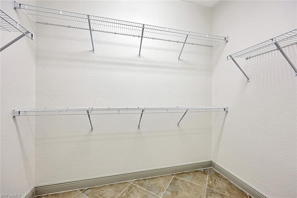 7655 Martino CIR, NAPLES FL 34112-15