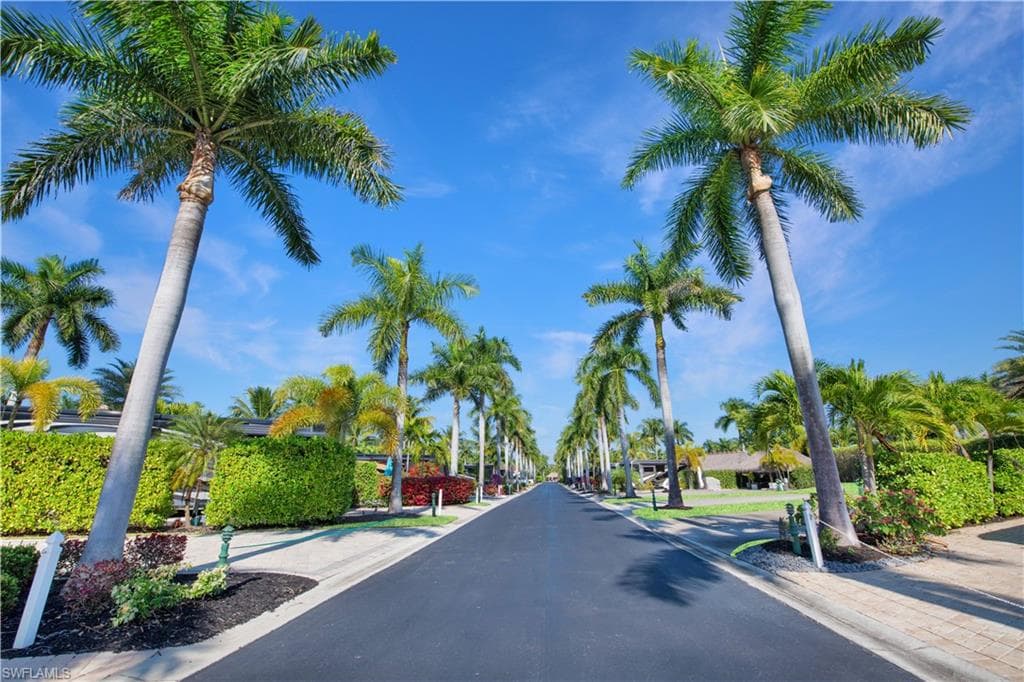 13553 Snapper LN, NAPLES FL 34114-14