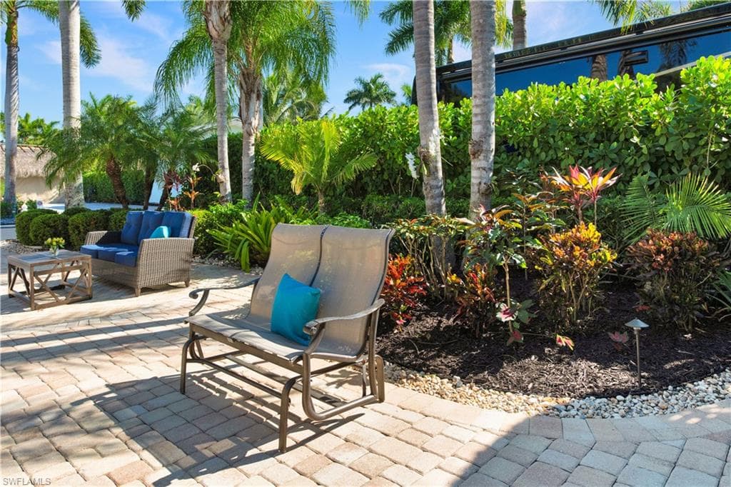 13553 Snapper LN, NAPLES FL 34114-7