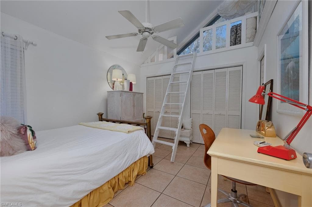 1337 Solana RD # K9, NAPLES FL 34103-11