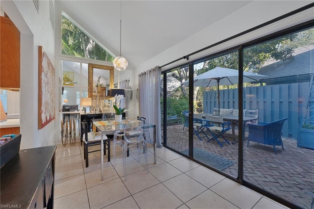 1337 Solana RD # K9, NAPLES FL 34103-6