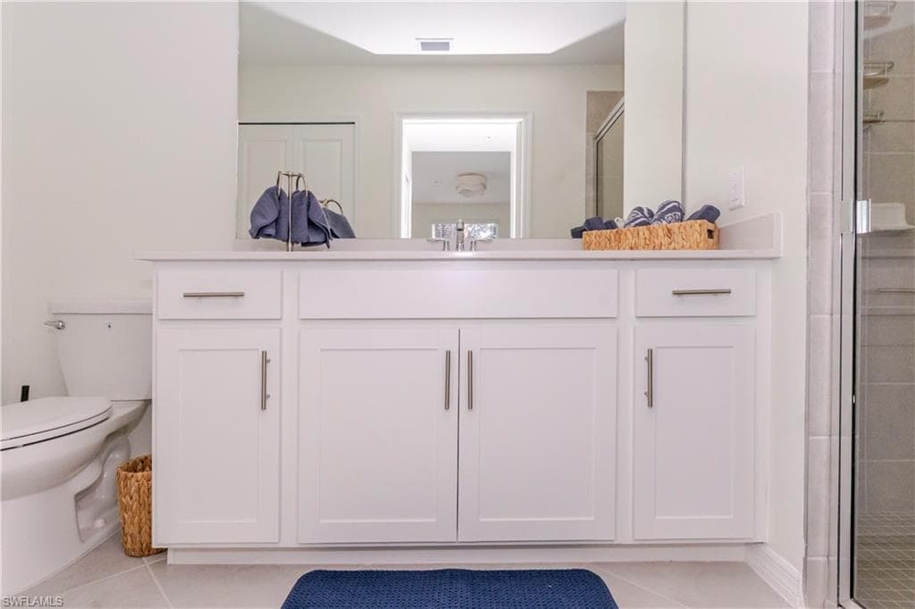 5527 DOUBLE EAGLE CIR # 3815, AVE MARIA FL 34142-9