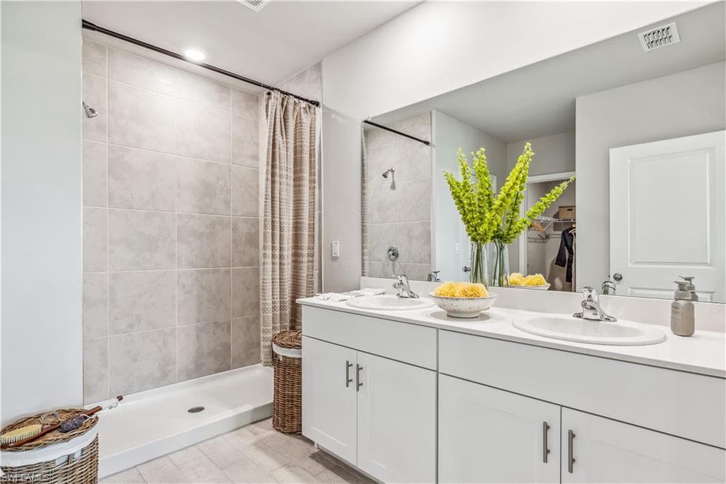4057 PEACEFUL RIVER LN, FORT MYERS FL 33905-10
