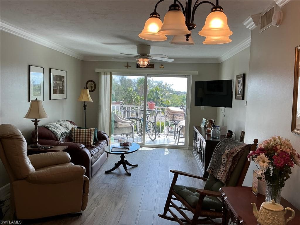 2885 Palm Beach BLVD # 408, FORT MYERS FL 33916-35