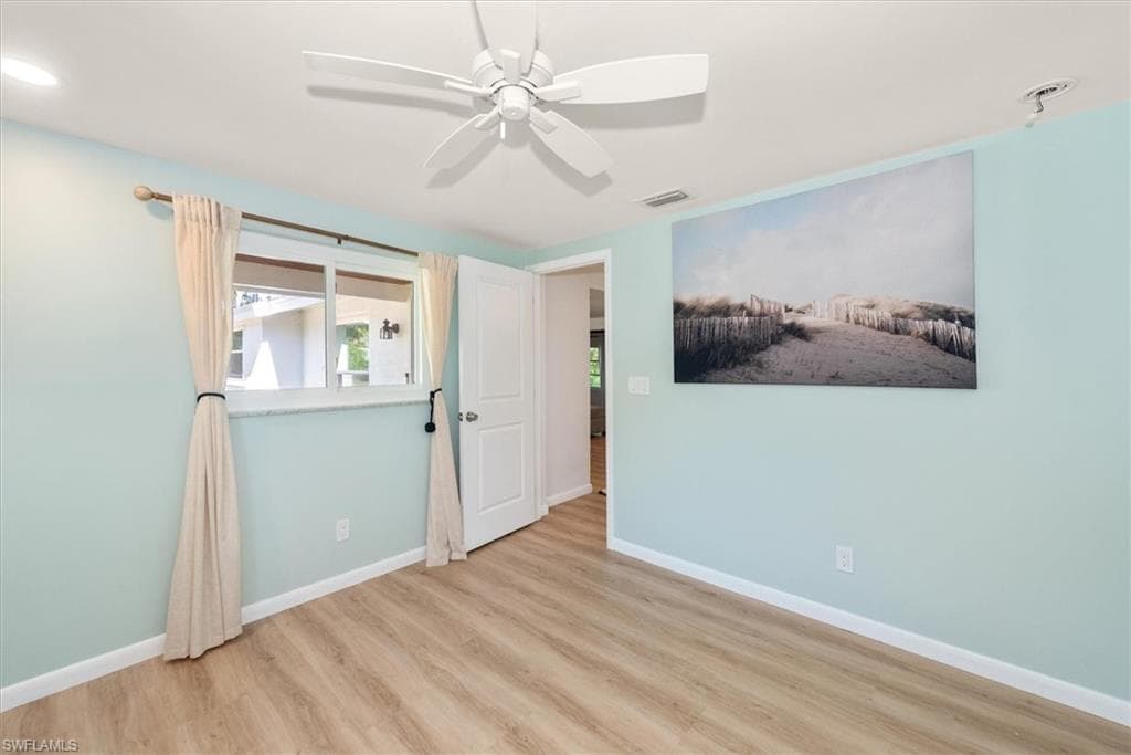 2466 N Westwood DR, NORTH FORT MYERS FL 33917-24