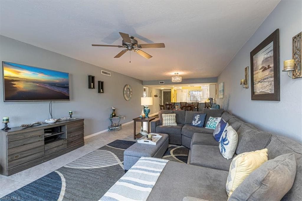 344 Charlemagne BLVD # F203, NAPLES FL 34112-11