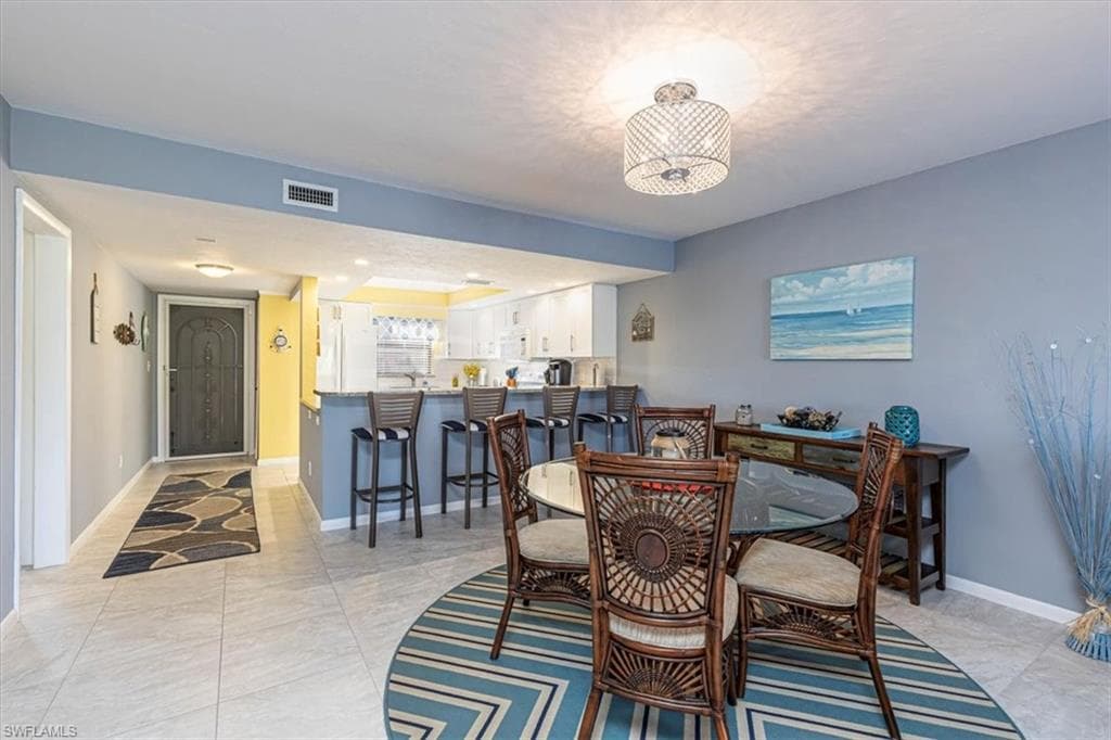 344 Charlemagne BLVD # F203, NAPLES FL 34112-13