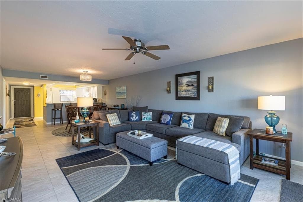 344 Charlemagne BLVD # F203, NAPLES FL 34112-10