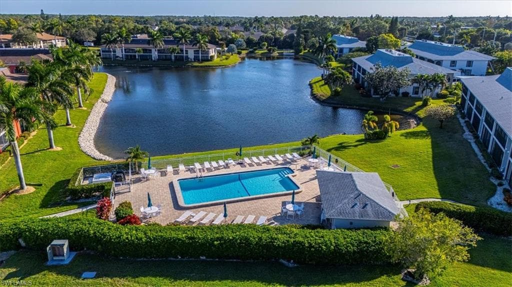 344 Charlemagne BLVD # F203, NAPLES FL 34112-3