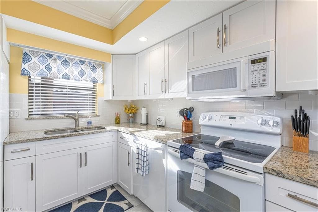 344 Charlemagne BLVD # F203, NAPLES FL 34112-7