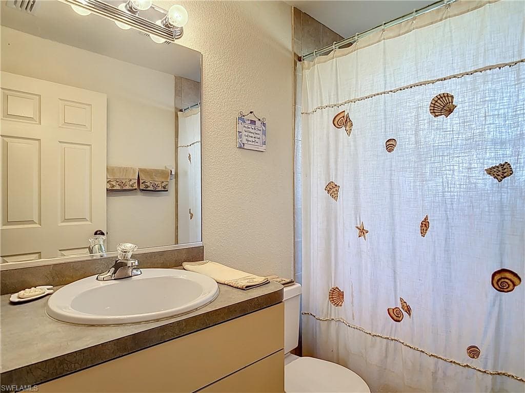 103 Wahoo DR, ROTONDA WEST FL 33947-29