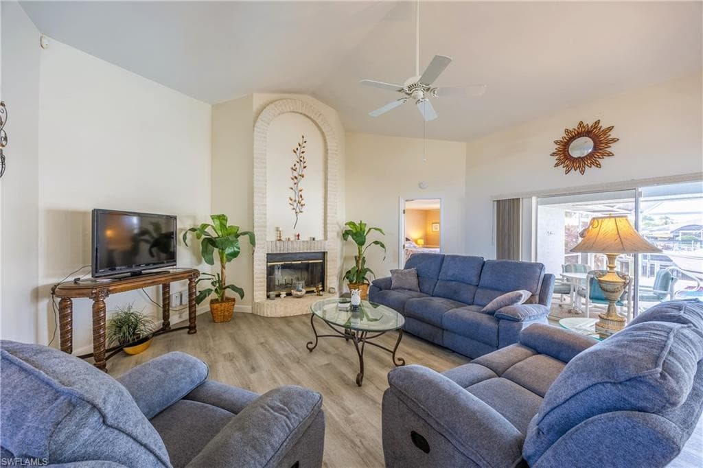 3316 SE 19th PL-2