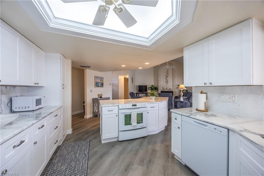 3316 SE 19th PL-10