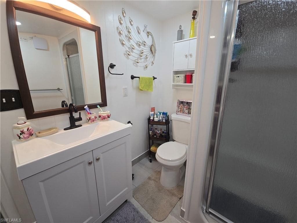 9 Moonstone CIR, NAPLES FL 34112-21