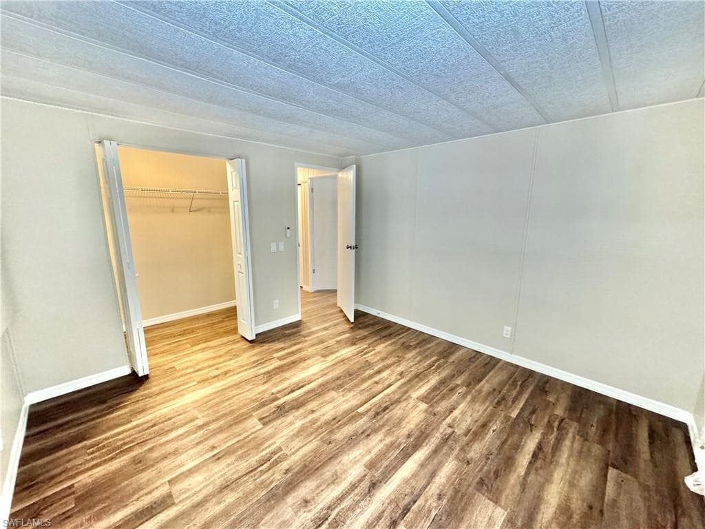 1252 Henderson Creek DR, NAPLES FL 34114-11