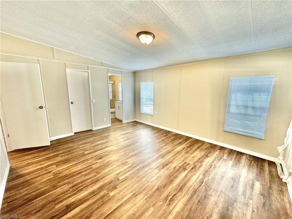 1252 Henderson Creek DR, NAPLES FL 34114-13