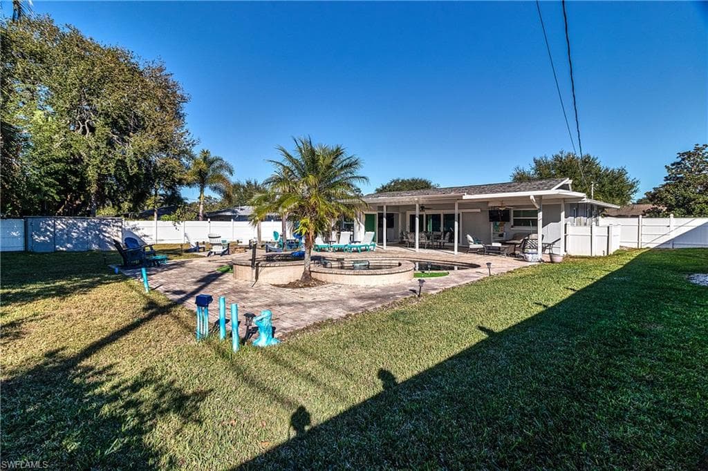 2376 Armour DR, DUNEDIN FL 34698-36