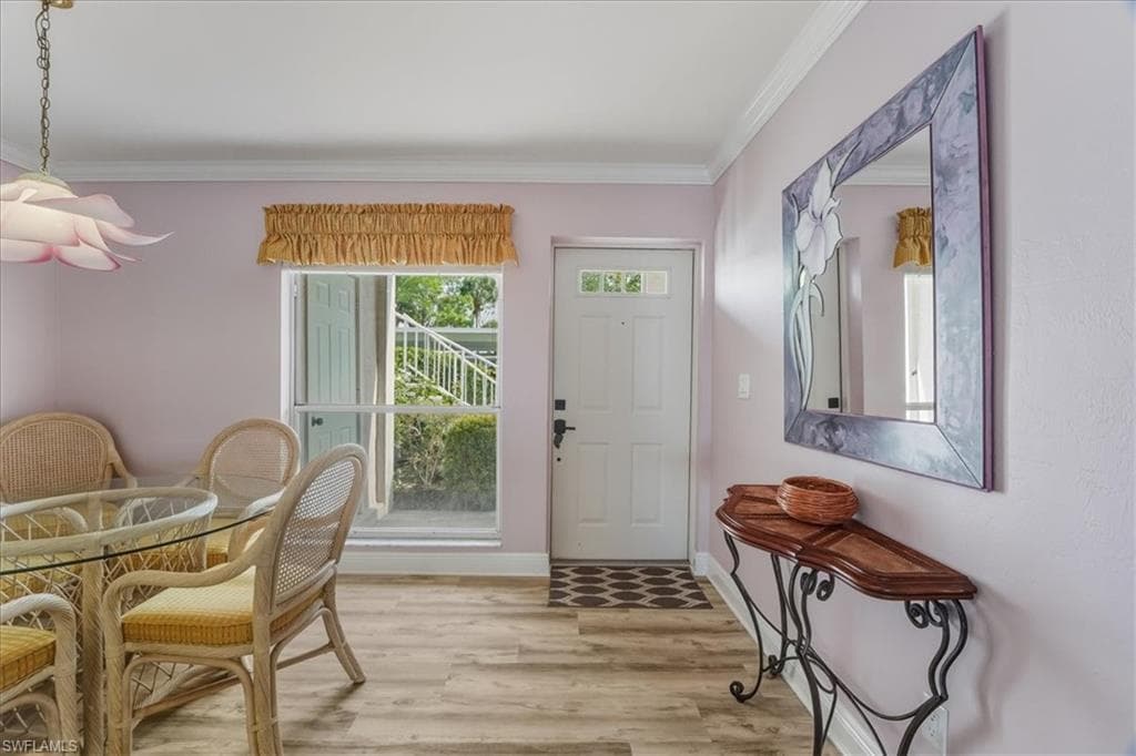 845 Gulf Pavilion DR # 102, NAPLES FL 34108-3