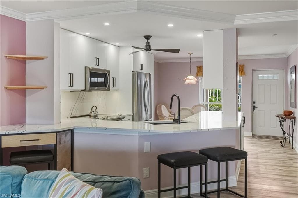 845 Gulf Pavilion DR # 102, NAPLES FL 34108-7