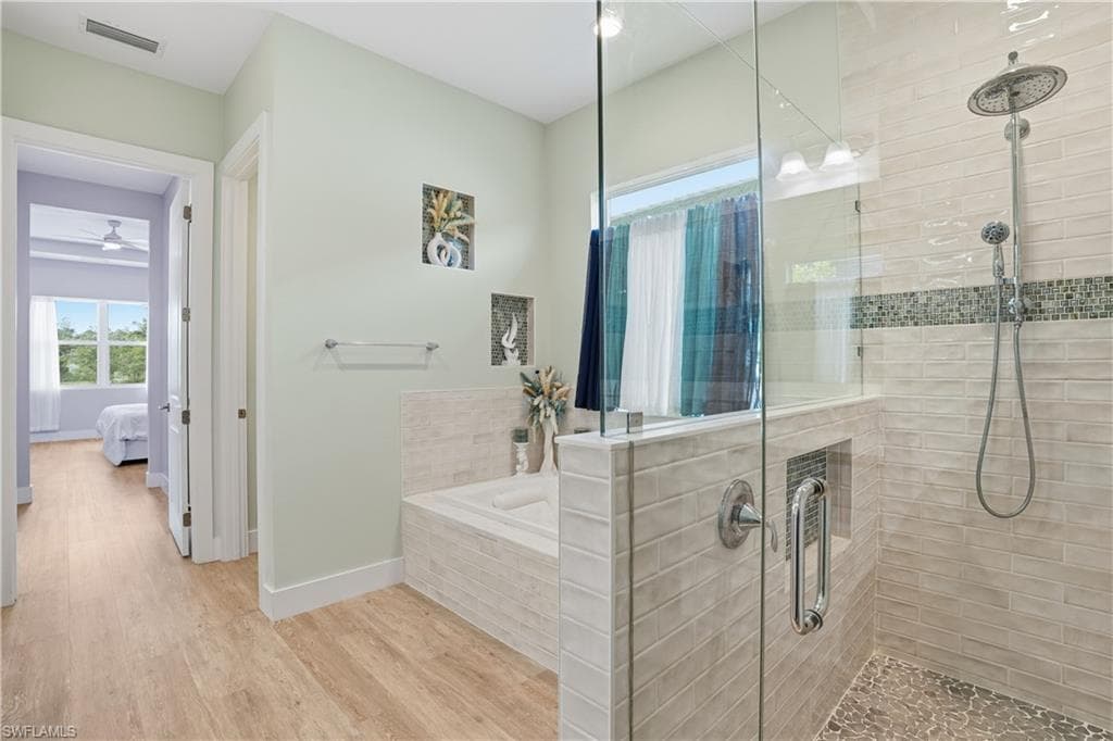 3635 Sapphire Cove CIR, NAPLES FL 34114-34