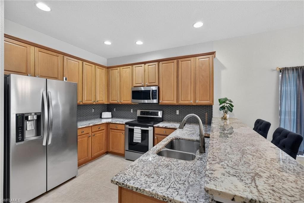 9720 Gladiolus Preserve CIR, FORT MYERS FL 33908-14