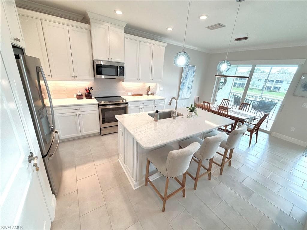 2647 Seychelles CIR 2206-12