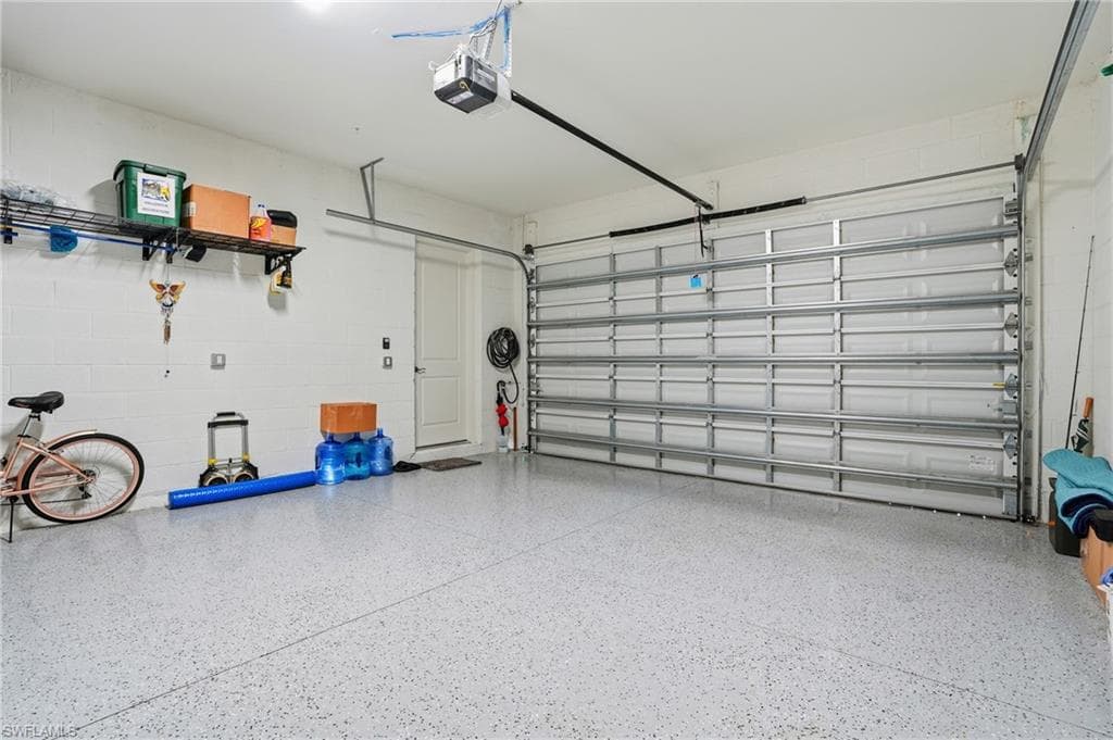 2647 Seychelles CIR 2206-35