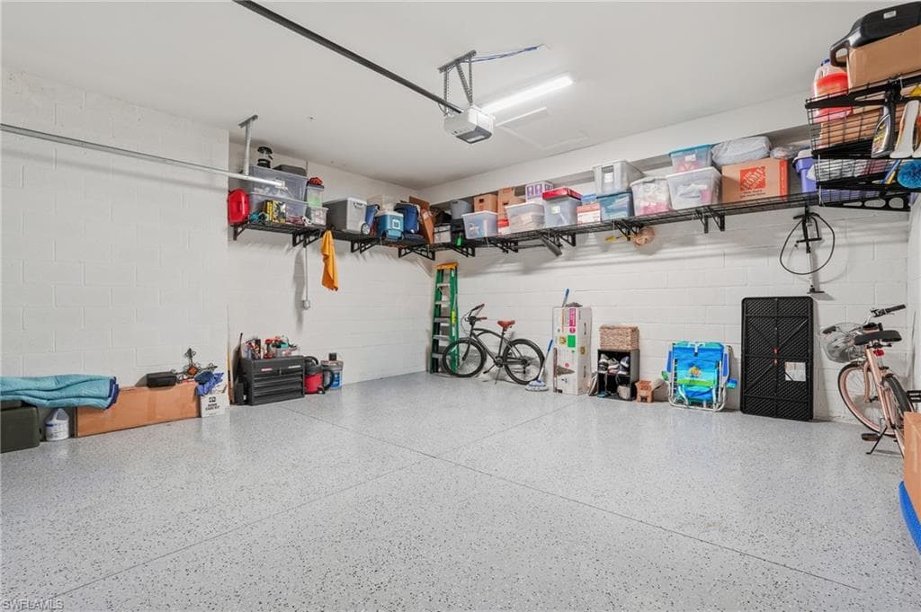 2647 Seychelles CIR 2206-36