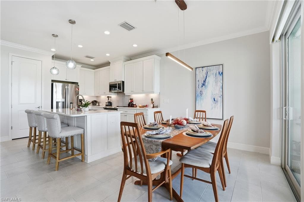 2647 Seychelles CIR 2206-3