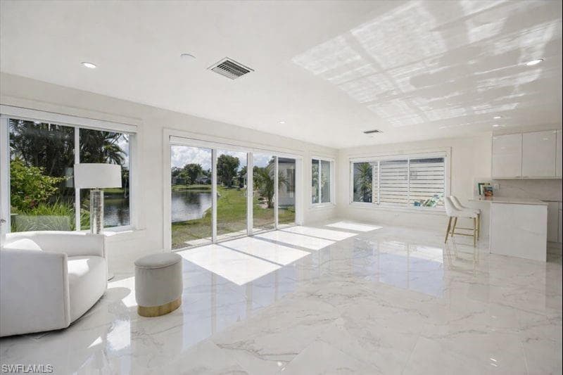 16 KNIGHTS BRIDGE RD # A48, NAPLES FL 34112-5